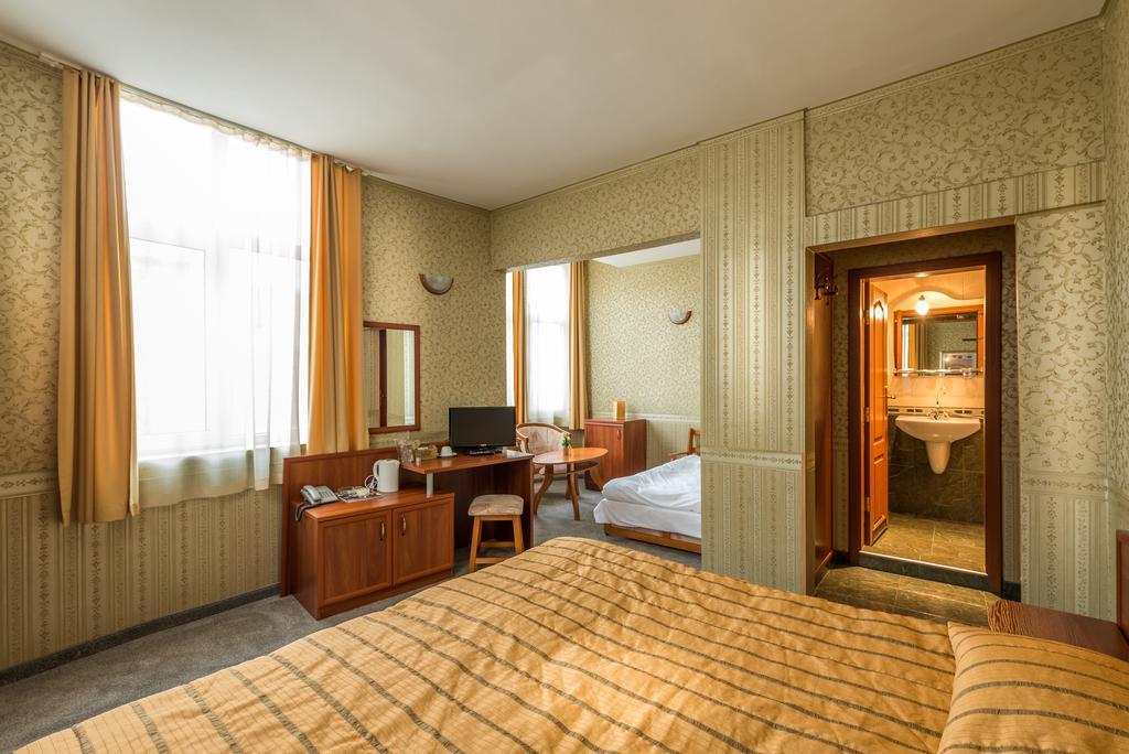 Family Hotel Chiplakoff Burgas Exterior photo